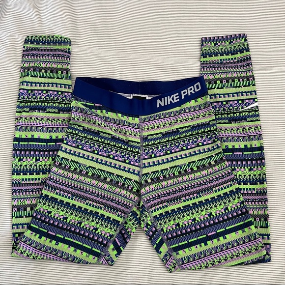 Nike Pants - Nike Pro fleece lined tights Size M